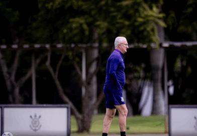 Corinthians se reapresenta e abre preparativos para jogo decisivo na Sul-Americana