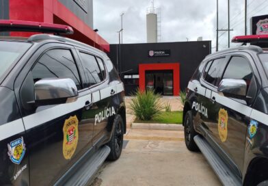 APÓS AMEAÇAR FAMILIARES, DANIFICAR VEÍCULO E AGREDIR UMA PESSOA, HOMEM É PRESO EM FLAGRANTE POR VIOLÊNCIA DOMÉSTICA