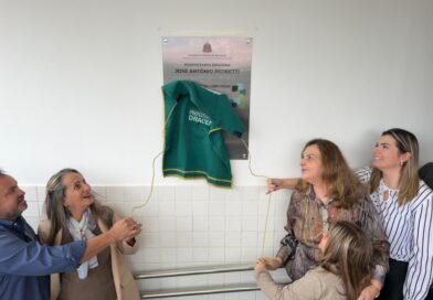 POUPATEMPO DE DRACENA GANHA PLACA COM DENOMINAÇÃO EM HOMENAGEM AO EX-PREFEITO JOSÉ ANTÔNIO PEDRETTI